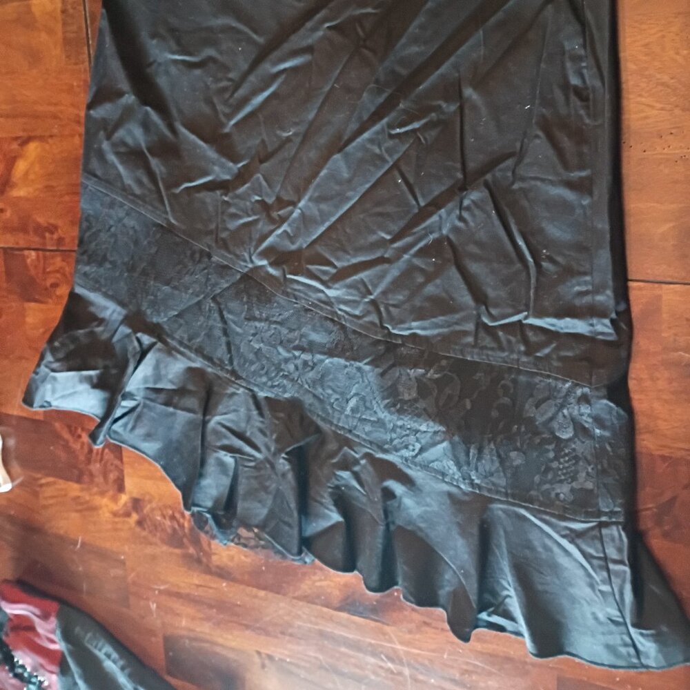 Punk Rave Ruffle Skirt - Picture 4 of 4